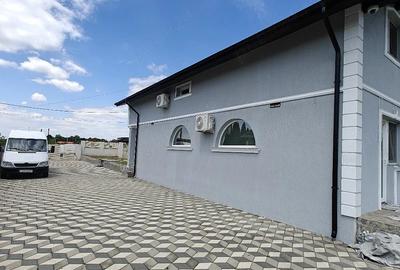 Casă cu 6 camere cu Teren 1100 Mp în Central - 3