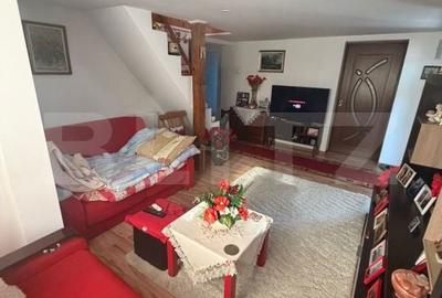 Casă cu 4 camere cu Teren 2200 Mp în Mitocu Dragomirnei - 1