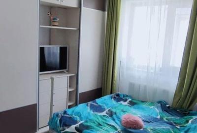 Apartament cu 3 camere decomandat în Roșu - 3