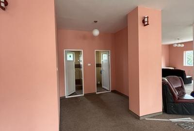 Spațiu comercial, de 200 mp, în Central - 2
