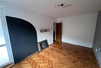 Apartament cu 4 camere decomandat în Central - 5