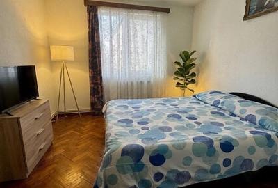 Apartament cu 4 camere semidecomandat în Central - 2