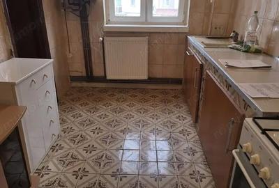 Apartament cu 3 camere în Central - 5