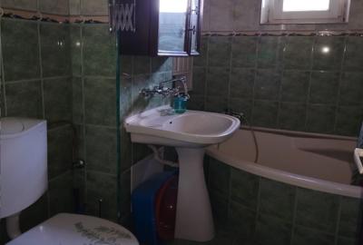 Apartament cu 3 camere decomandat în Lăpuș - 11