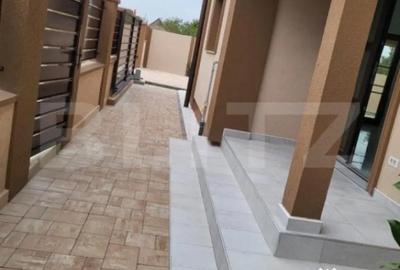 Casă cu 5 camere cu Teren 150 Mp în Central - 3
