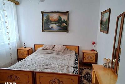 Apartament cu 2 camere decomandat în Cornișa - 4