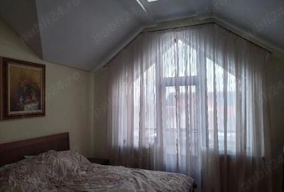 Casă cu 4 camere cu Teren 1000 Mp în Bucium - 5