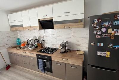 Casă cu 3 camere cu Teren 300 Mp în Exterior Vest - 2