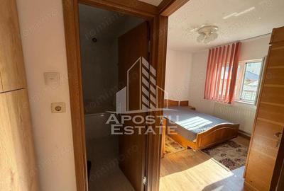 Apartament cu 2 camere semidecomandat, mobilat în Girocului