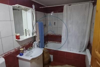 Casa individuala in Prundu Bargaului, zona centrala - 14