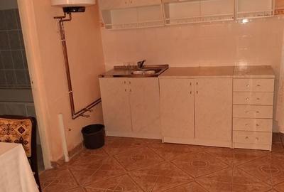 Casă cu 4 camere cu Teren 1440 Mp în Central - 7