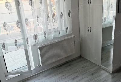 Garsonieră decomandată în Sud