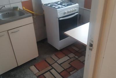 Garsonieră în Apărătorii Patriei - 4