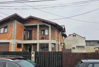 Casă cu 4 camere cu Teren 367 Mp în Central - 5