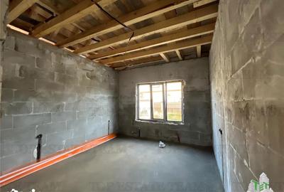 Casă cu 5 camere cu Teren 300 Mp în Lumina - 6