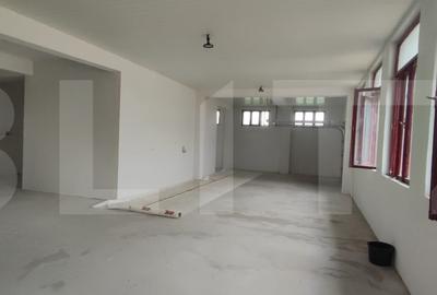 De vanzare - Cladire, spatiu comercial in com. Ungureni, jud. Botosani - 1