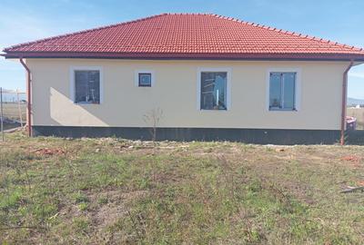 Casă individuală cu 4 camere cu Teren 512 Mp în Sânpetru - 3