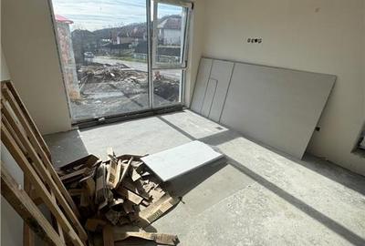 Casă cu 4 camere cu Canalizare în Popești - 33