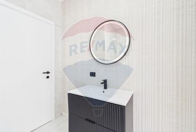 Casă cu 5 camere cu Teren 352 Mp în Iancu Nicolae - 25