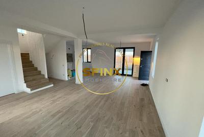 Casă individuală cu 4 camere cu Canalizare în Central