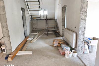 Casă cu 5 camere cu Teren 1100 Mp în Ernei - 12