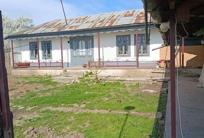 Casă cu 3 camere în Central - 8