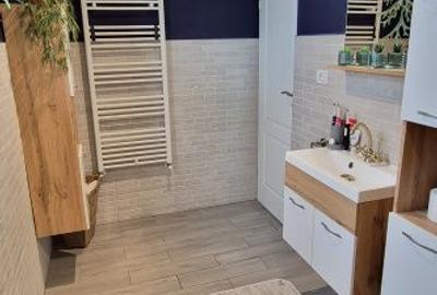 Casă cu 5 camere cu Teren 400 Mp în Central