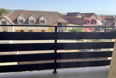 Apartament cu 3 camere decomandat, mobilat în Șelimbăr - 2