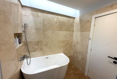 Casă cu 5 camere cu Canalizare în Domenii - 10