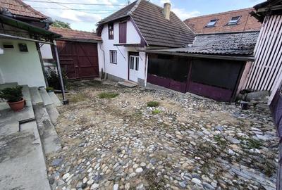 Casă cu 6 camere cu Teren 1846 Mp în Răhău - 2