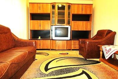 Apartament cu 4 camere decomandat în Central - 1