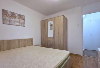 PROPRIETAR Inchiriez apartament 2 camere, decomandat Pia?a Sudului - 4