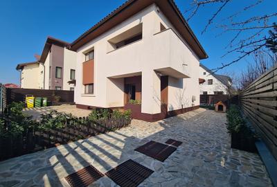 OMNIA-Proprietati alese! Casa ta. Asfalt,canalizare. Spatioasa, surprinzatoare. - 3