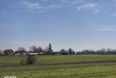 Teren de 1663 mp, în Ulmi - 9