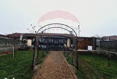 Casă cu 3 camere cu Teren 1262 Mp în Hidiș - 8
