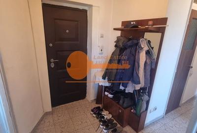 Apartament cu 3 camere decomandat în Crângași - 10