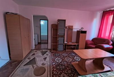 Apartament cu 2 camere semidecomandat în Tomis II - 6