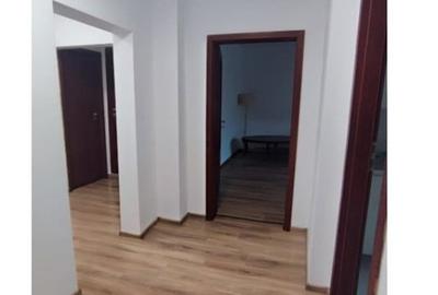 Apartament cu 3 camere decomandat în Vitan - 5