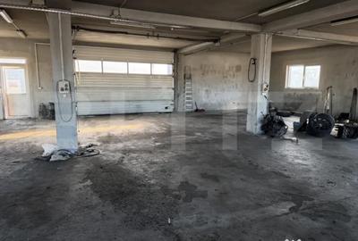 Spațiu comercial, de 900 mp, în Central - 1