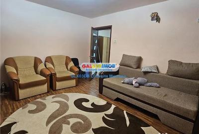 Apartament cu 2 camere decomandat în Micro 4 - 2