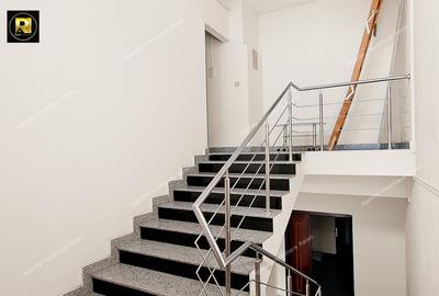 Vanzare Cladire S+P+3Et,destinatie mixta,in Galati,ultracentral,pe blv. Brailei - 17