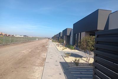 Casă cu 4 camere cu Teren 500 Mp în Domnești - 2