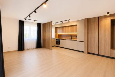 Apartament cu 2 camere semidecomandat în Tractorul - 4