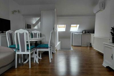 Spațiu comercial, de 45 mp, în Central - 3