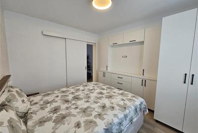 Apartament cu 3 camere decomandat, mobilat în Tractorul - 33