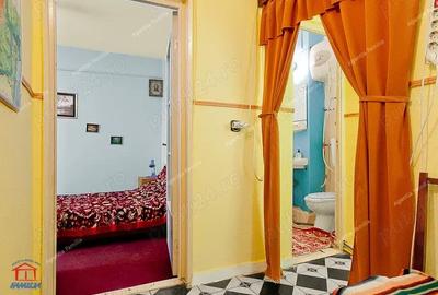 Apartament cu 3 camere decomandat, mobilat în Central - 1