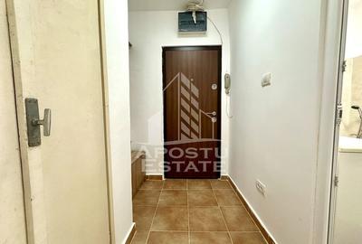 Garsonieră nedecomandată în Girocului - 2