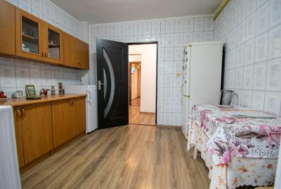 Stefanestii de Jos, 3 camere 70 mp,2 bai,centrala proprie,etaj 1/2,Comision 0% - 10