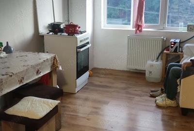 Apartament de vanzare - 4