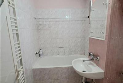 Apartament cu 3 camere decomandat în Tomis III - 11